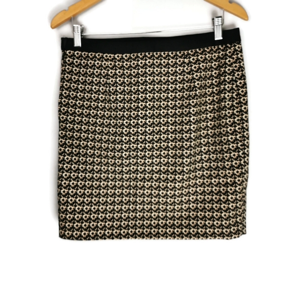 Cynthia Rowley Patterned Skirt 6 - Picture 2 of 6